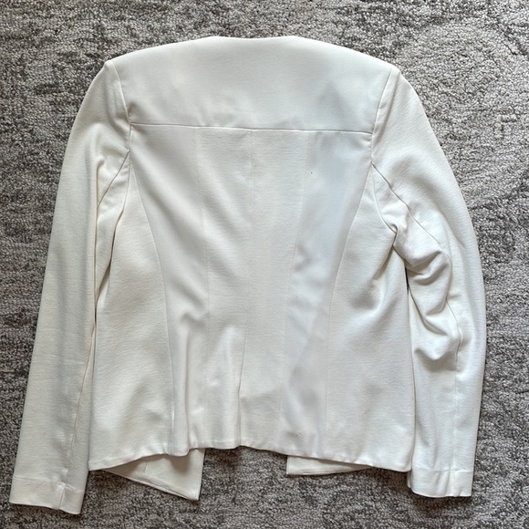 Cream blazer - Picture 3 of 4